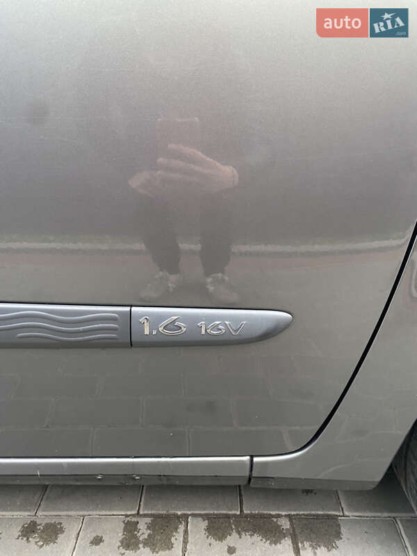 Хетчбек Renault Modus 2005 в Березані