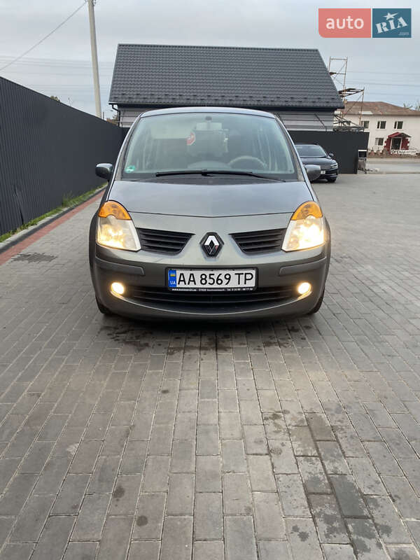 Хетчбек Renault Modus 2005 в Березані