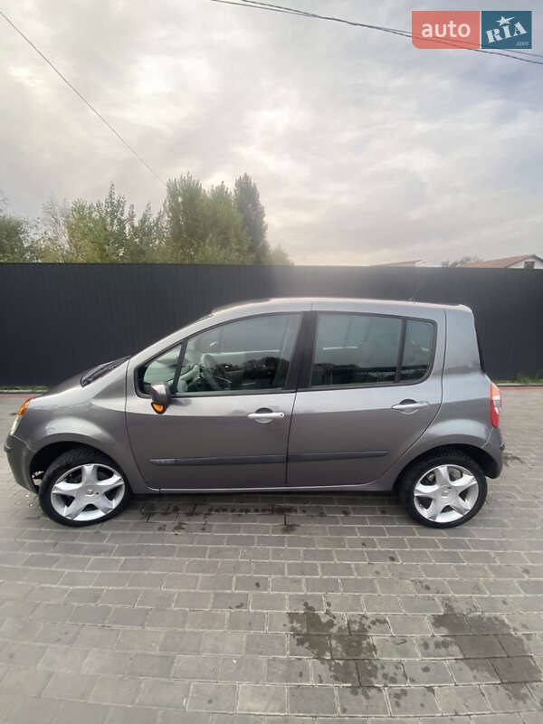 Хетчбек Renault Modus 2005 в Березані