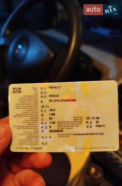 Хэтчбек Renault Modus 2004 в 