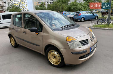 Хэтчбек Renault Modus 2005 в 