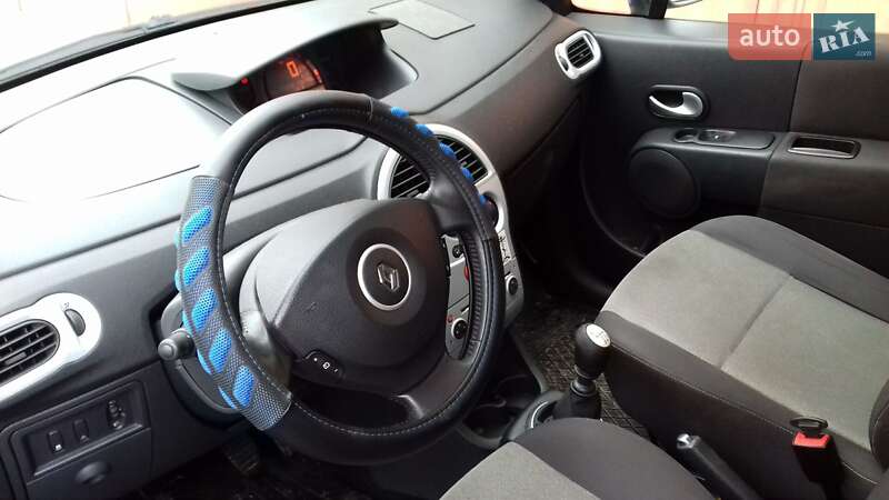 Хэтчбек Renault Modus 2009 в Чернигове фото 5 Хэтчбек Renault Modus 2009 в Чернигове
