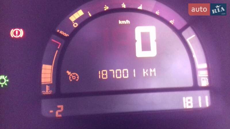Хэтчбек Renault Modus 2009 в Чернигове фото 6 Хэтчбек Renault Modus 2009 в Чернигове