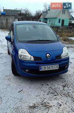 Хэтчбек Renault Modus 2009 в 