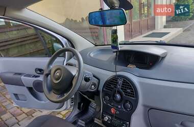Хэтчбек Renault Modus 2009 в 