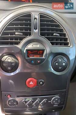 Хэтчбек Renault Modus 2010 в Львове
