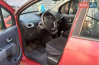Хэтчбек Renault Modus 2009 в 