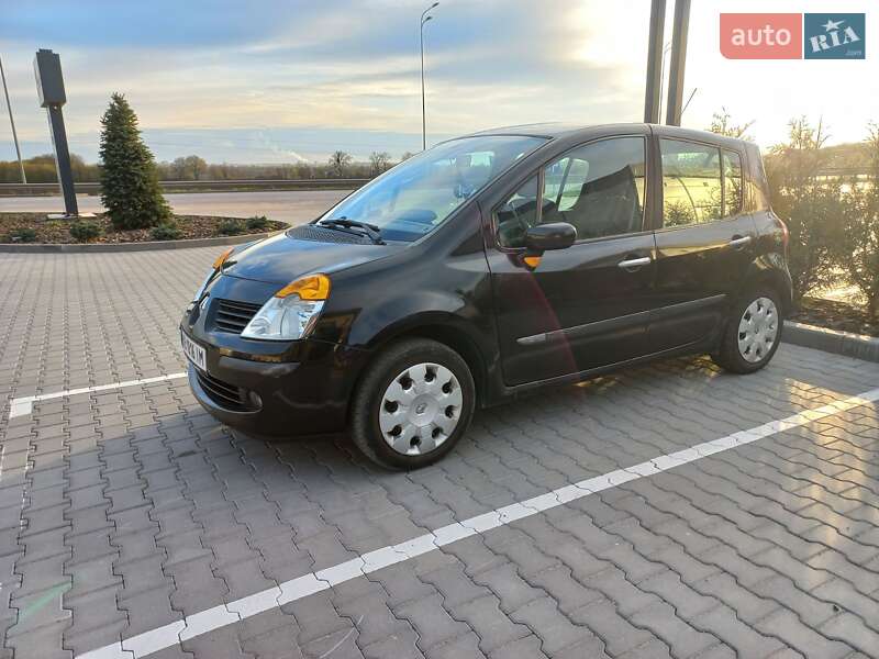 Хэтчбек Renault Modus 2004 в Виннице