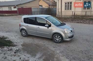 Хэтчбек Renault Modus 2010 в Бережанах
