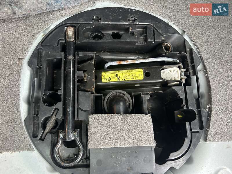 Хэтчбек Renault Modus 2008 в Нежине