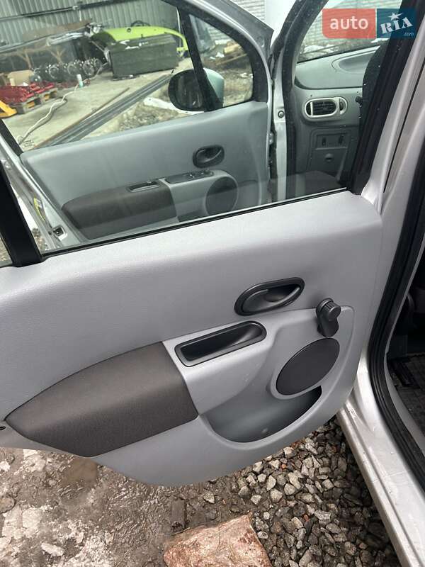 Хэтчбек Renault Modus 2008 в Нежине