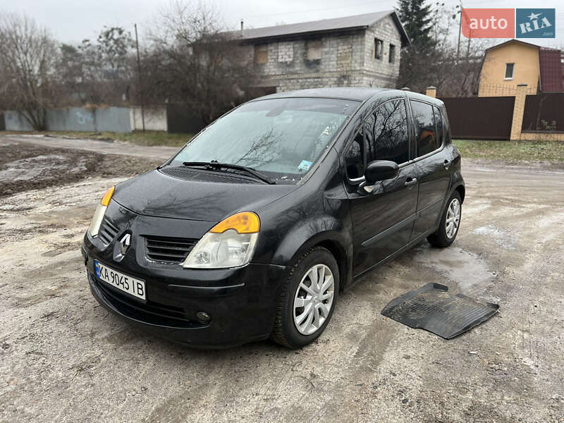 Хэтчбек Renault Modus 2006 в Киеве