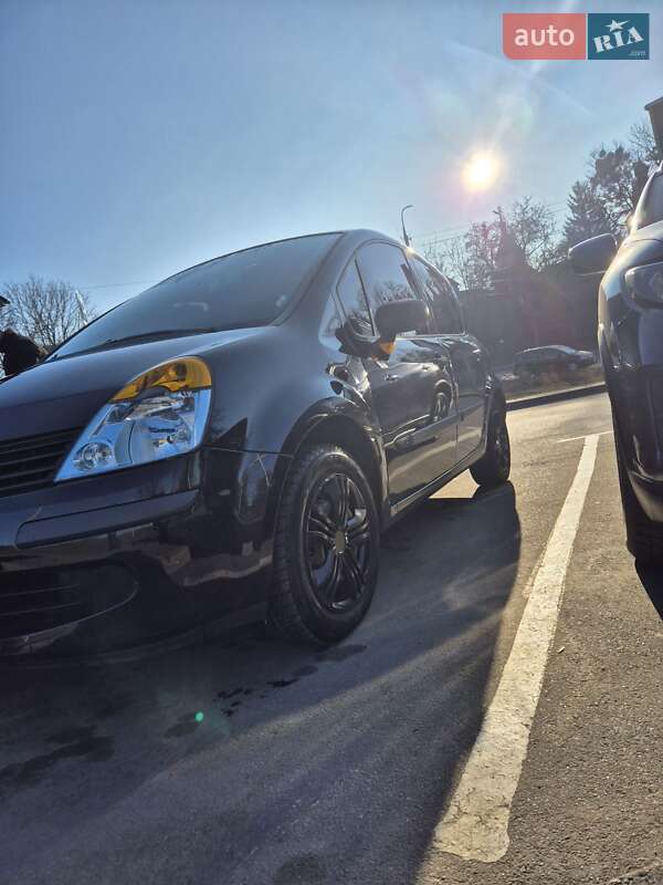 Хэтчбек Renault Modus 2006 в Виннице
