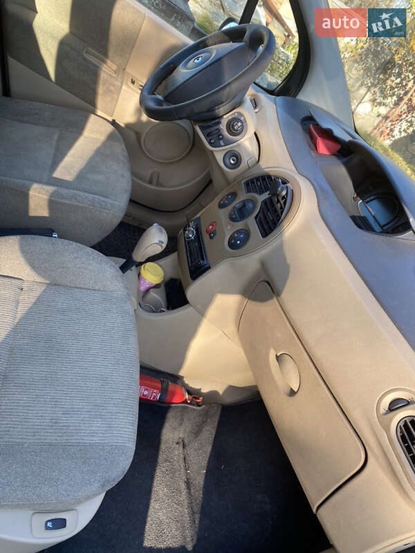 Хетчбек Renault Modus 2005 в Бориславі