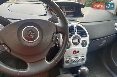 Хэтчбек Renault Modus 2009 в 