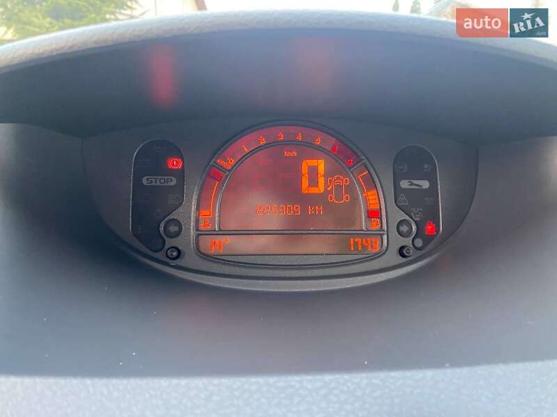Хэтчбек Renault Modus 2007 в Городке
