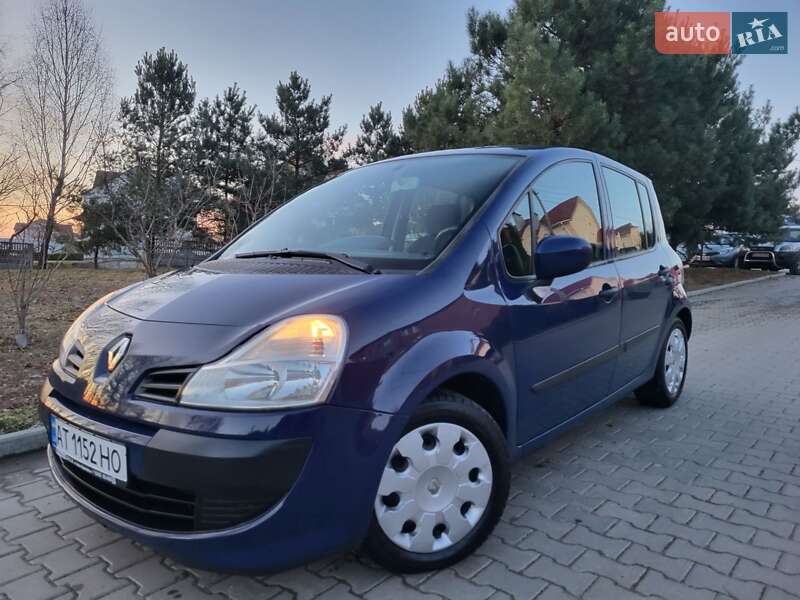 Хэтчбек Renault Modus 2009 в 