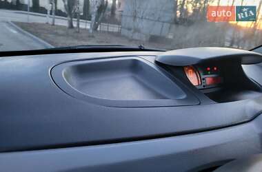 Хэтчбек Renault Modus 2009 в 
