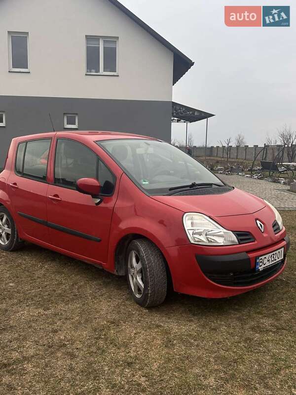 Хэтчбек Renault Modus 2010 в Львове