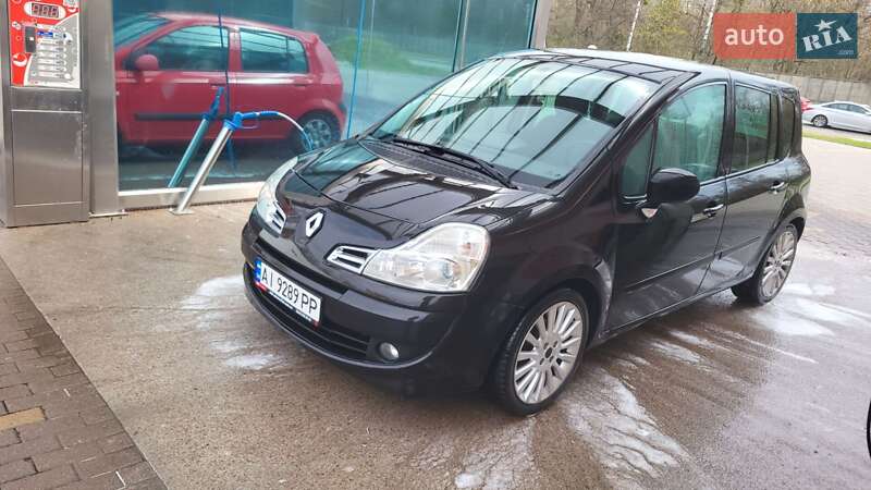 Хэтчбек Renault Modus 2011 в Киеве