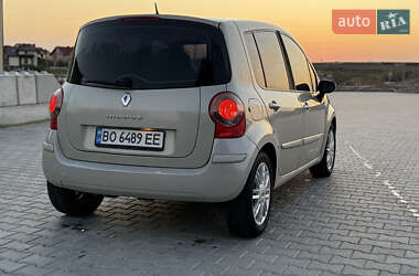 Хэтчбек Renault Modus 2005 в 