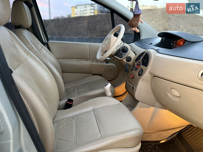 Хэтчбек Renault Modus 2005 в Тернополе