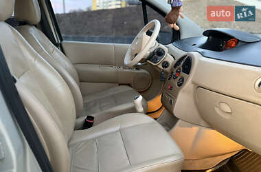 Хэтчбек Renault Modus 2005 в 