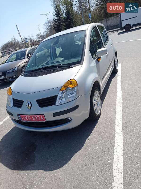 Хэтчбек Renault Modus 2006 в 