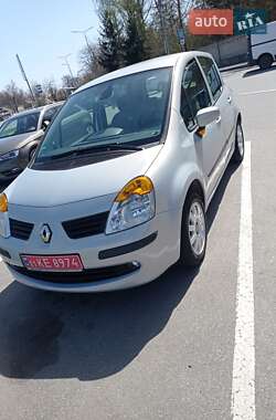 Хэтчбек Renault Modus 2006 в 