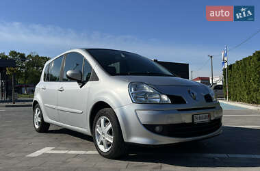 Хетчбек Renault Modus 2009 в 
