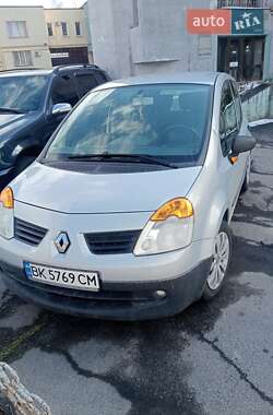 Хэтчбек Renault Modus 2005 в 