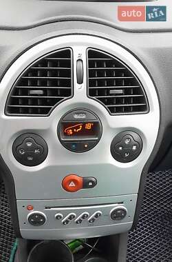 Хэтчбек Renault Modus 2009 в 