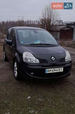 Хэтчбек Renault Modus 2009 в 