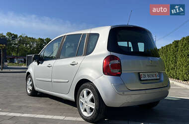 Хэтчбек Renault Modus 2009 в 
