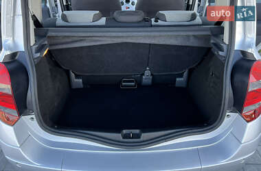 Хэтчбек Renault Modus 2009 в 