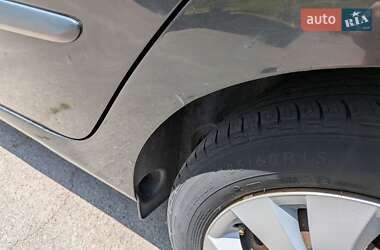 Хэтчбек Renault Modus 2008 в 