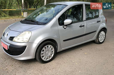 Хэтчбек Renault Modus 2009 в 
