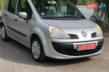 Хэтчбек Renault Modus 2009 в 