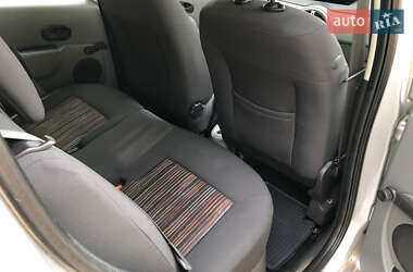Хэтчбек Renault Modus 2009 в 
