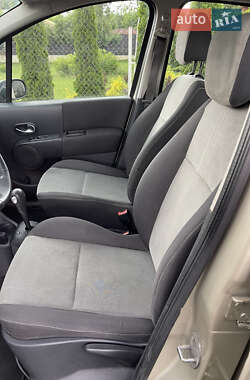 Хэтчбек Renault Modus 2007 в 