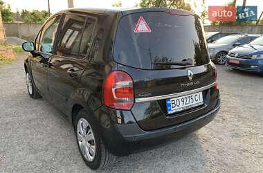 Хэтчбек Renault Modus 2009 в 