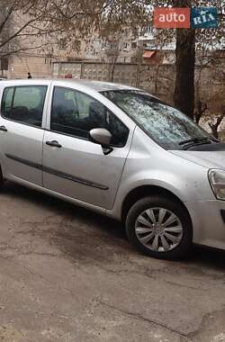 Хэтчбек Renault Modus 2009 в Киеве