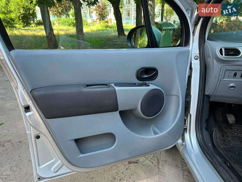 Хетчбек Renault Modus 2009 в Києві