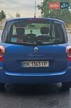 Хетчбек Renault Modus 2006 в 