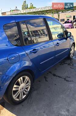 Хэтчбек Renault Modus 2008 в 