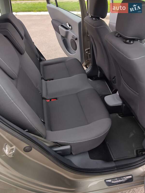 Хэтчбек Renault Modus 2012 в Ровно