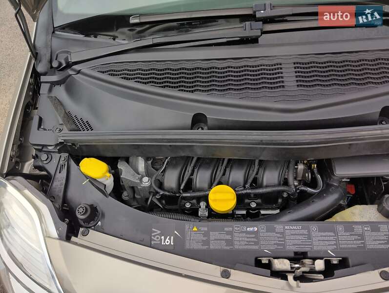 Хэтчбек Renault Modus 2012 в Ровно