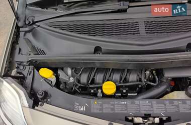 Хэтчбек Renault Modus 2012 в 