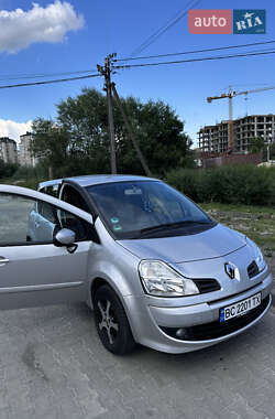 Хэтчбек Renault Modus 2009 в Львове