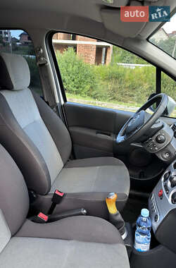 Хэтчбек Renault Modus 2009 в 
